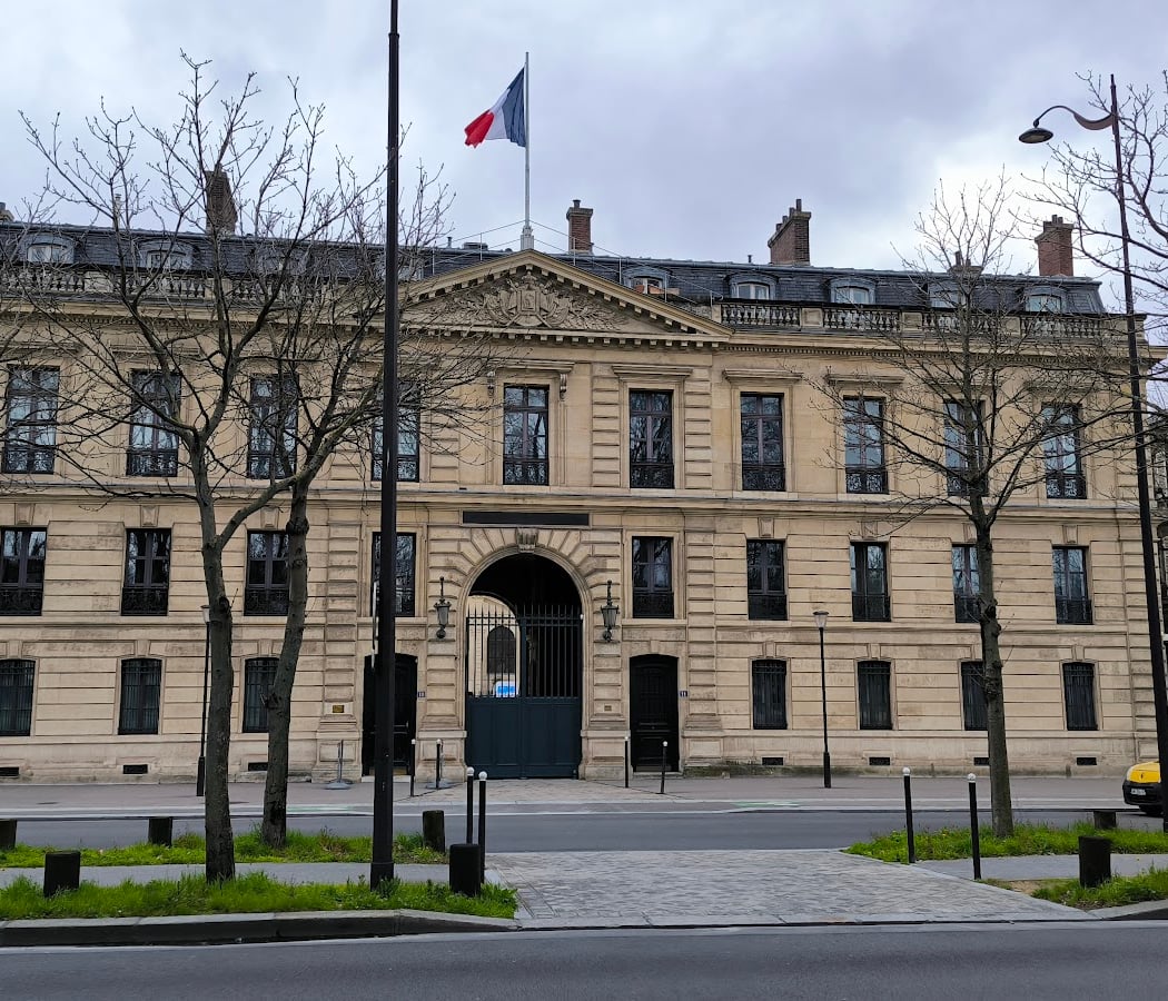 Palais de l'Alma 2