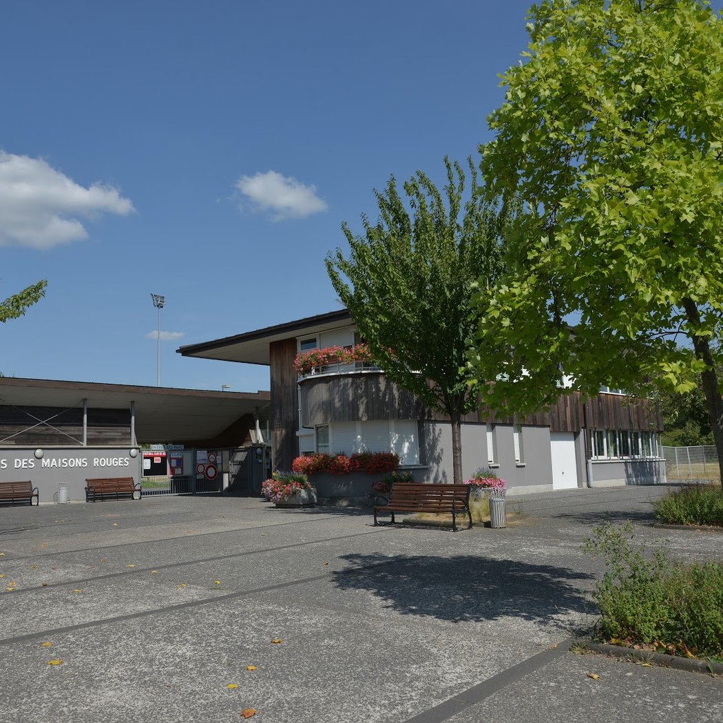 Sports Park Properties Reds 2