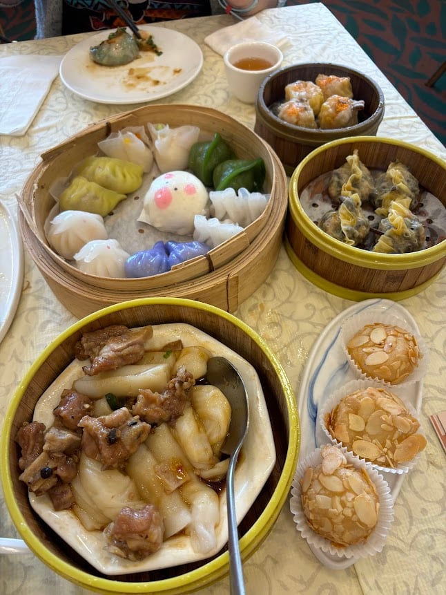 Hong Kong Lounge 3