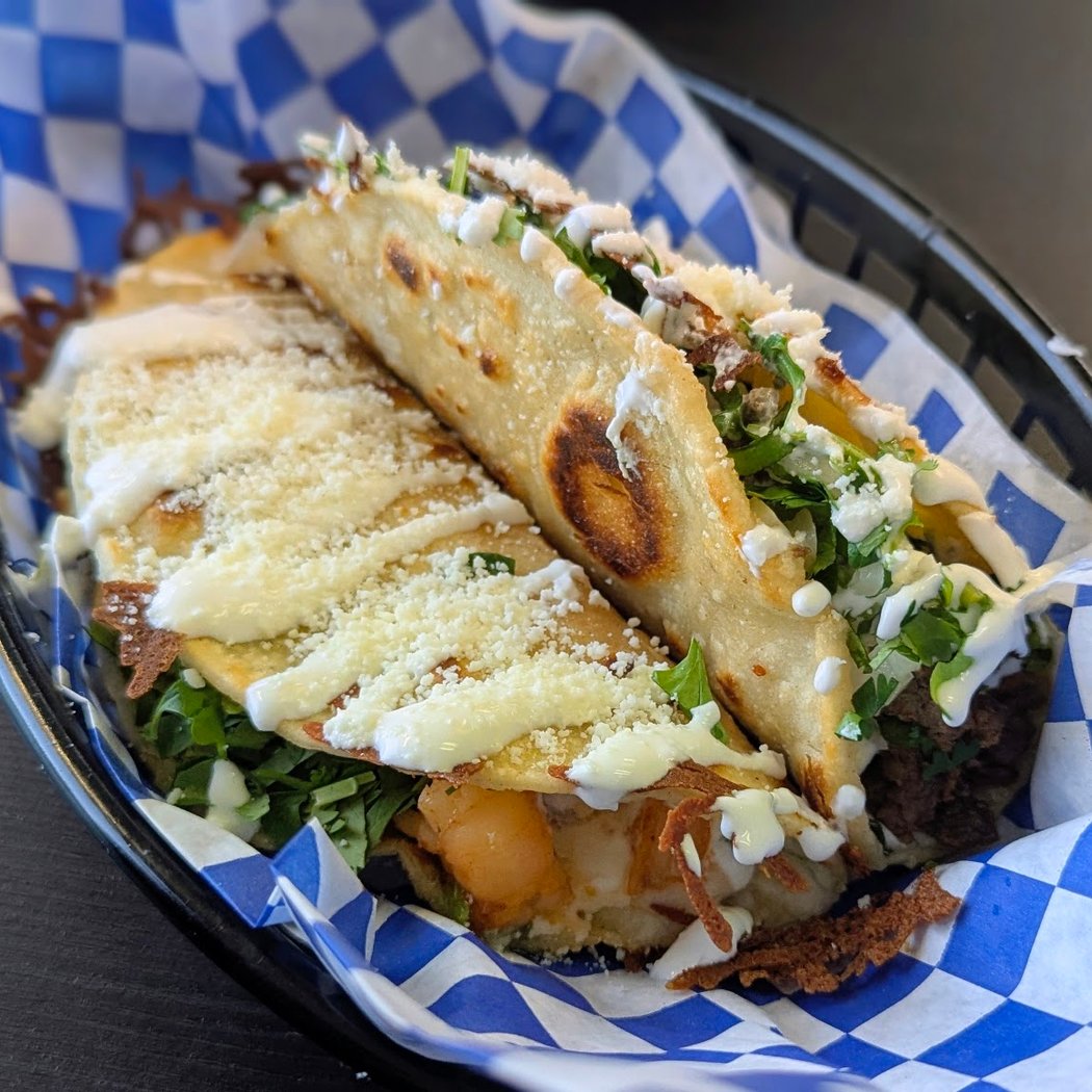 Nikos Taco's 1