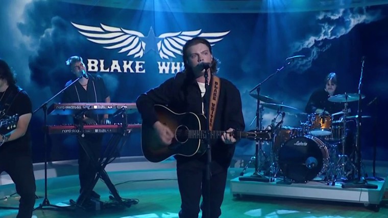 Blake Whiten at Coors Light Hot Country Nights 1