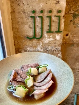 jjii restaurant 2