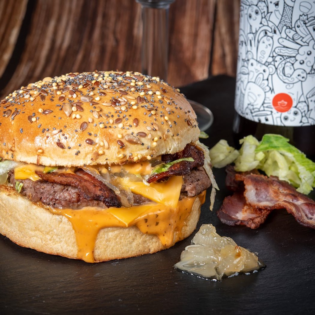 Dony & Co - FoodTruck Burgers 1