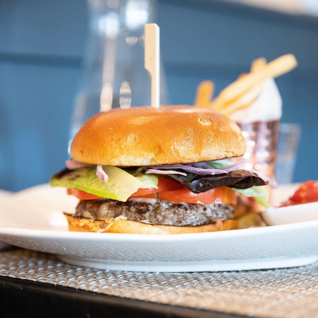 The Grove, Restaurant & Bar at Red Hook Golf Club 3