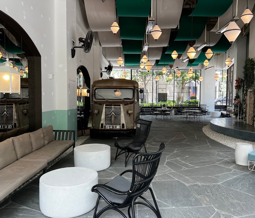 Summer Fridays at Buckhead Village 4