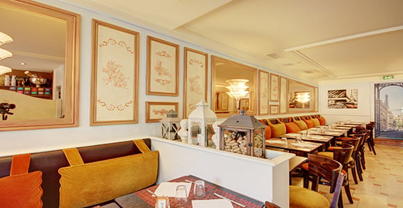 Le Paris Versailles 1