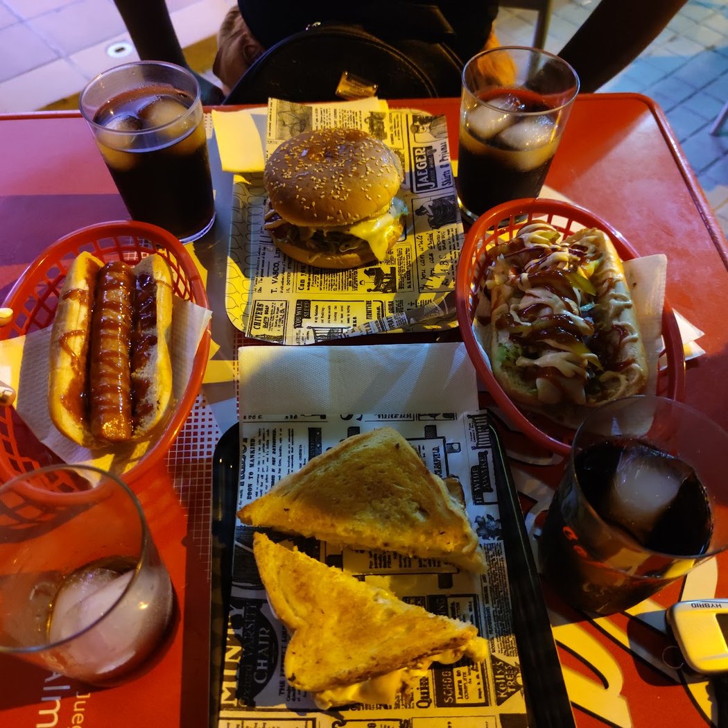 Hamburguesería Pepabur 1