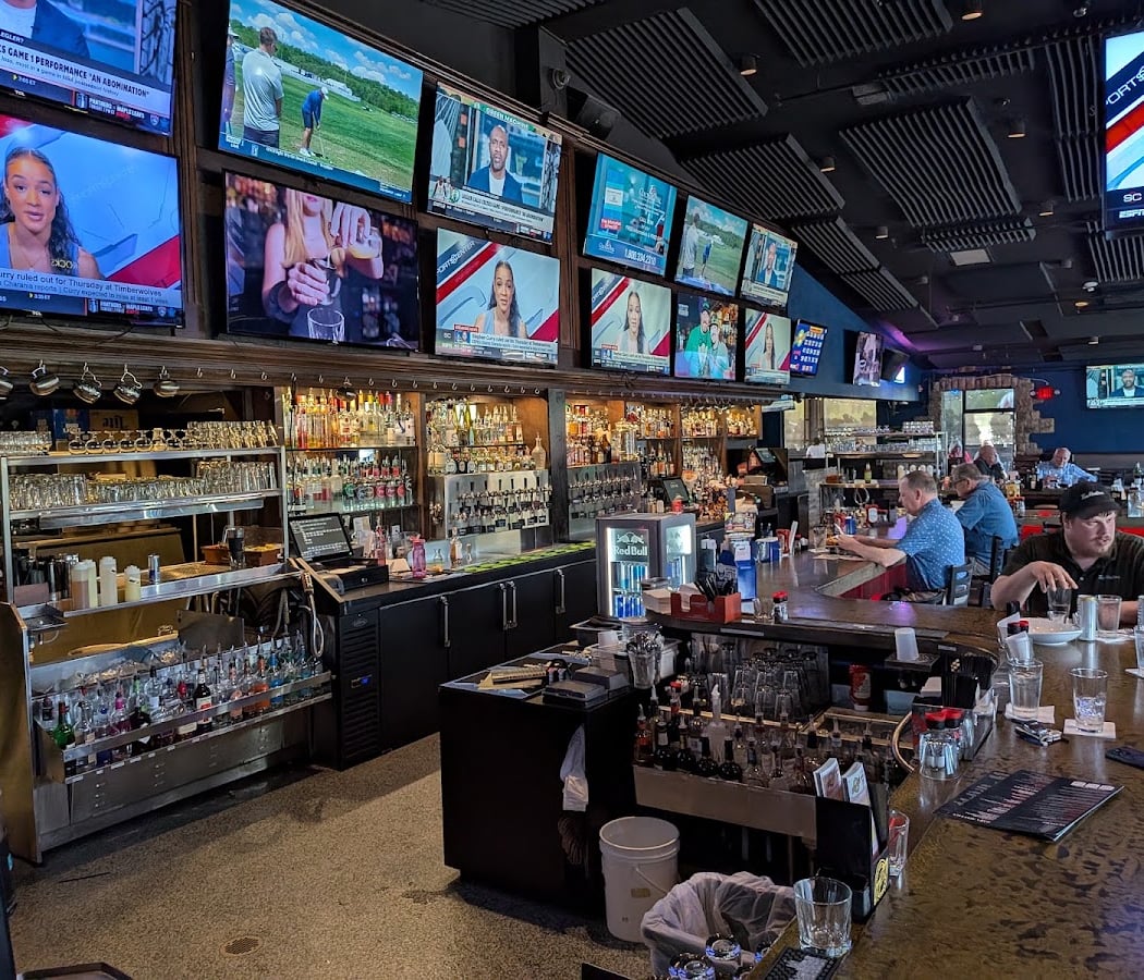 Uptown Grille 3