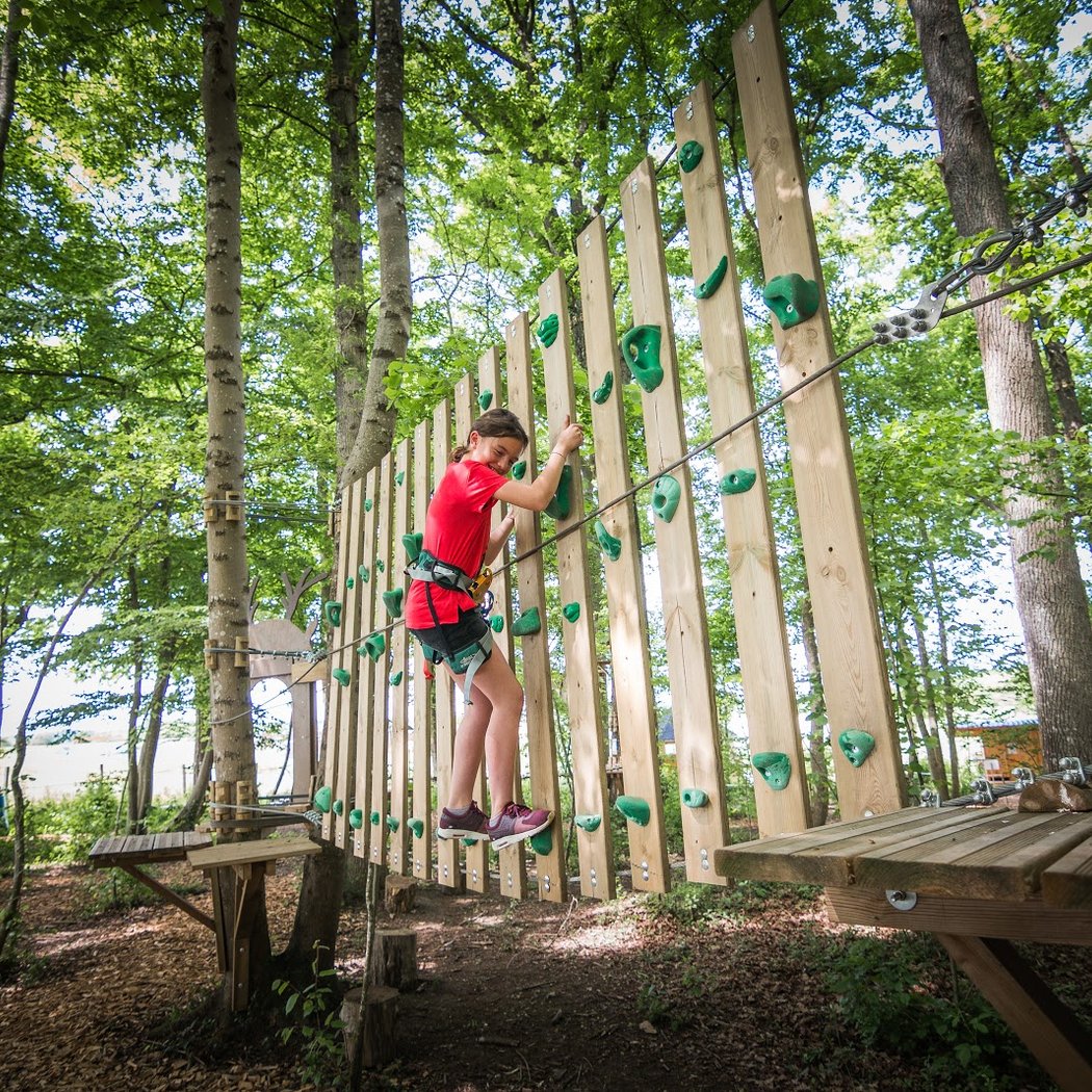 Jumping Forest, parc de loisirs et accrobranche 1