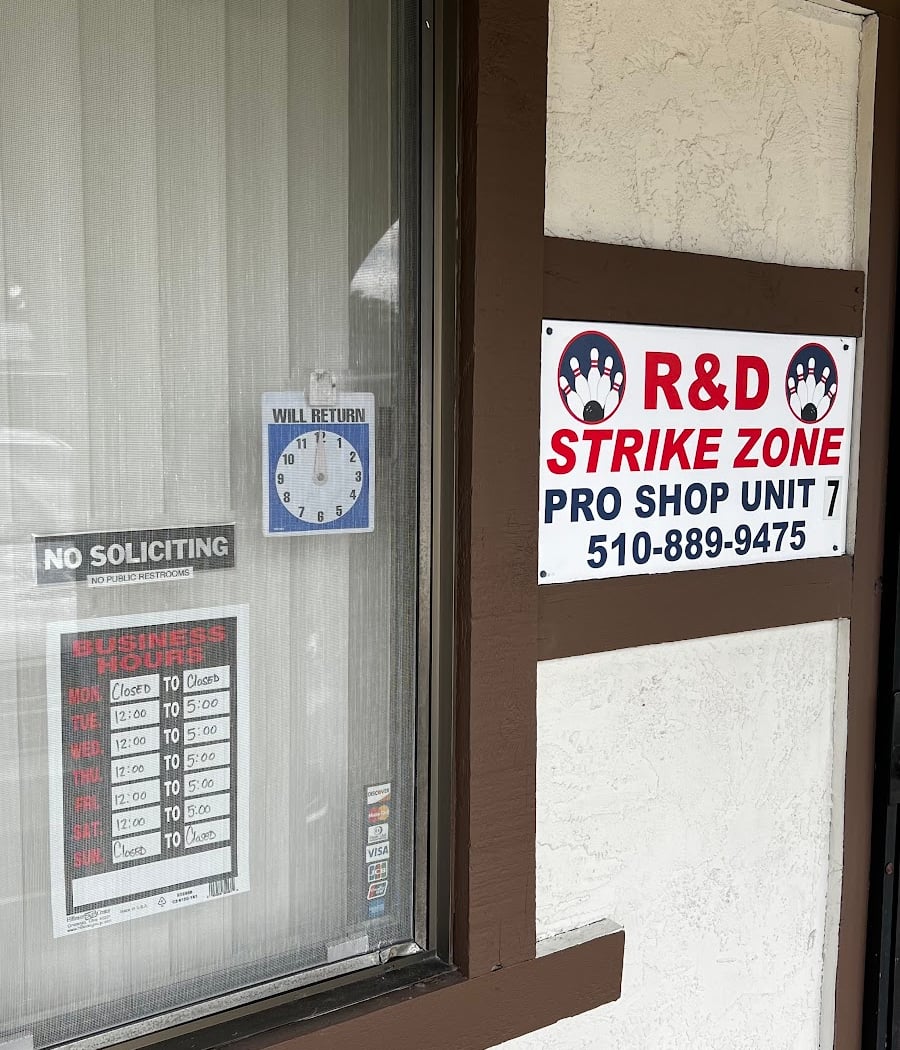 R & D Strike Zone Bowling Pro Shop 3