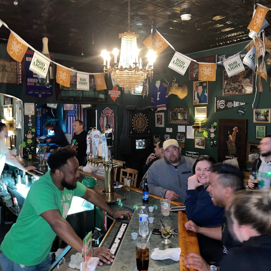 The Deep Inn 1