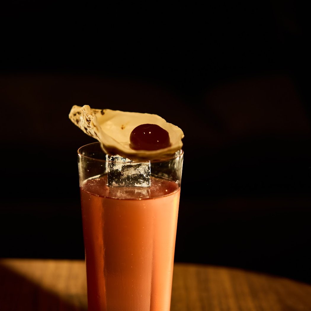 Modern Bar 3