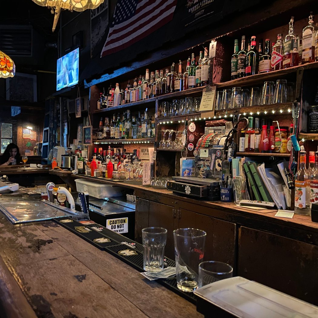 Nancy Whiskey Pub 3