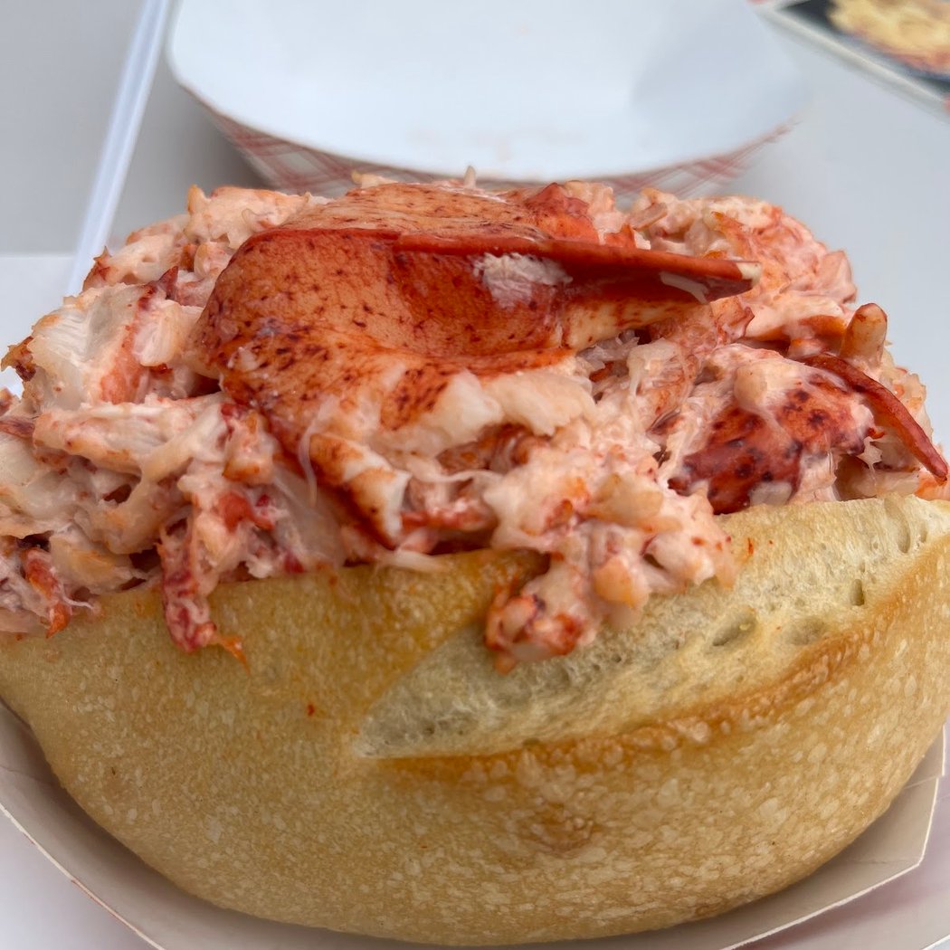 The Crab Station at Fisherman Wharf 1