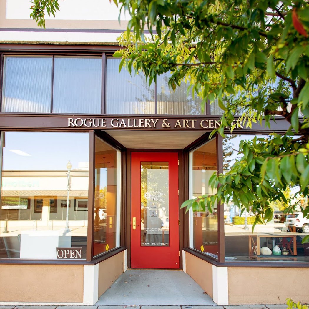 Rogue Gallery & Art Center 4