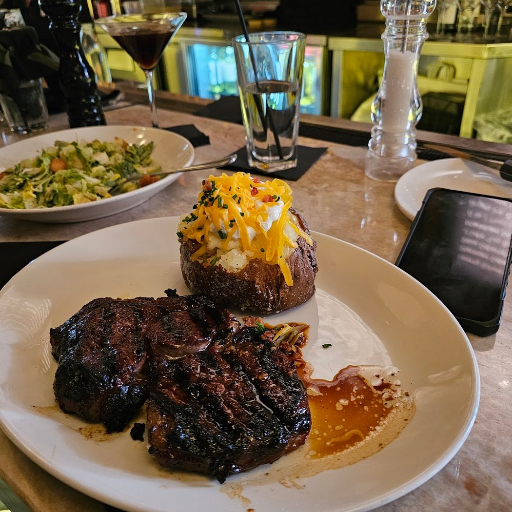 J. Alexander's Restaurant 3