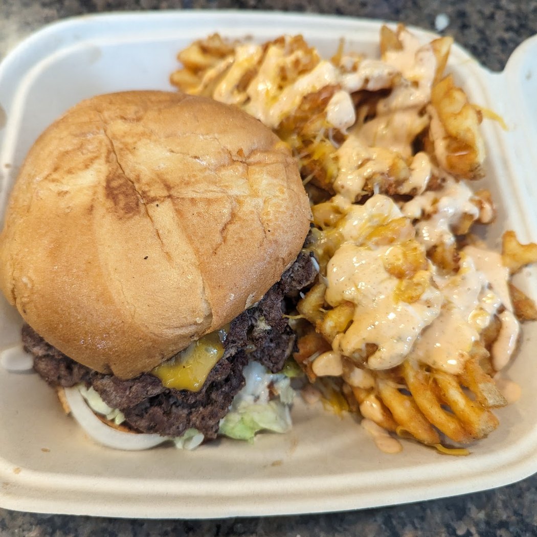 Riley's Food Truck 1