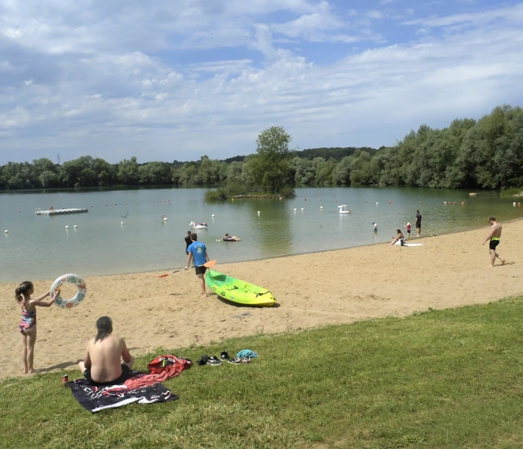 Plage des Lacs d'Osselle, la base nature du Grand Besançon 1