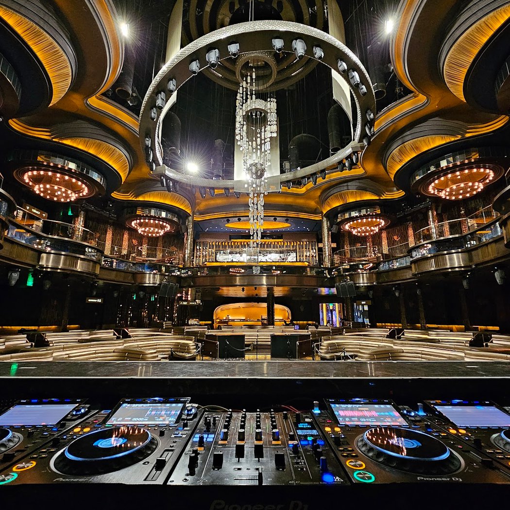 OMNIA Nightclub 2