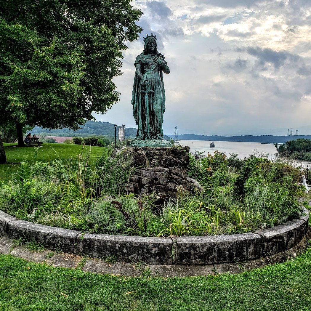 Promenade Hill Park 2