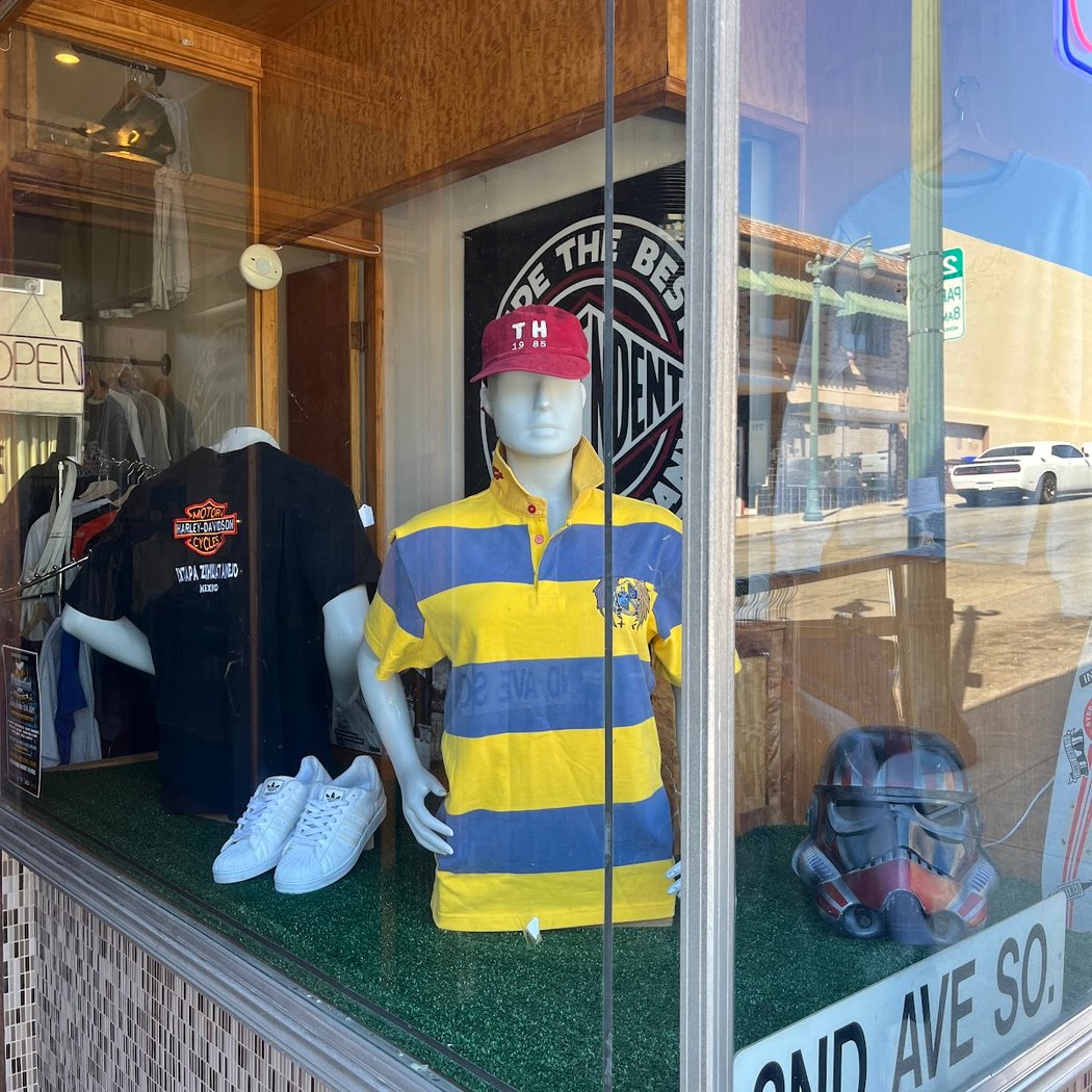 Second Avenue Skate and Thrift 2
