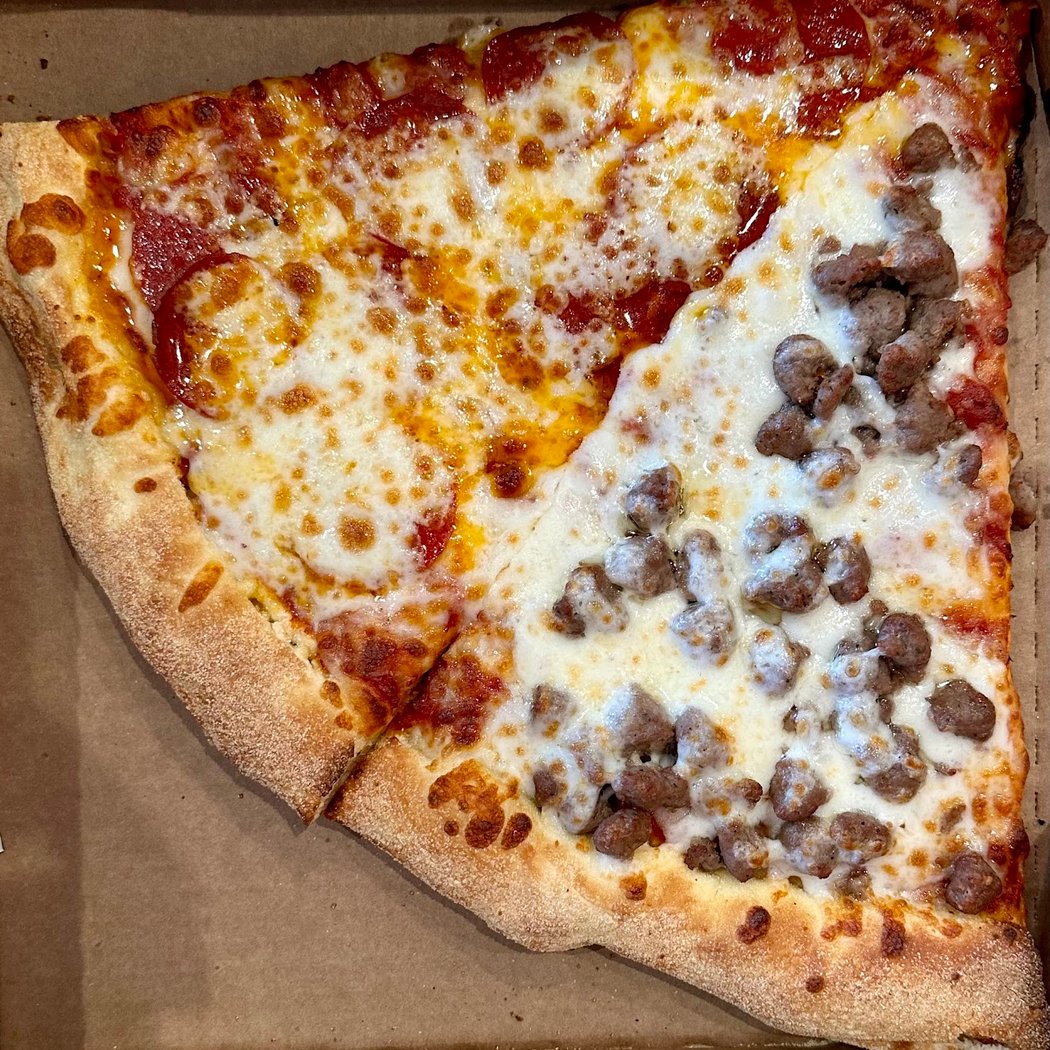 Seniore's Pizza 1