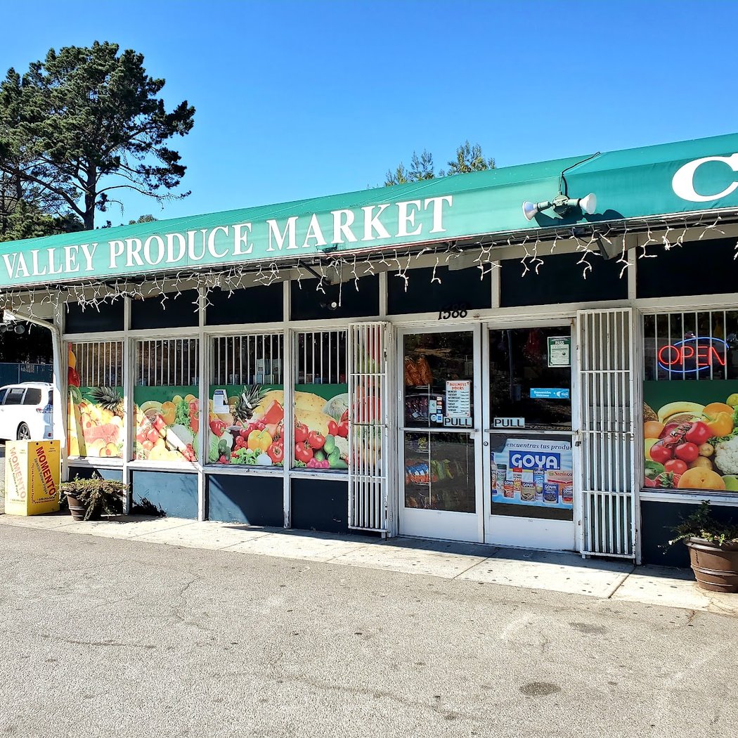 Valley Produce Market/Carnicería el Valle 2
