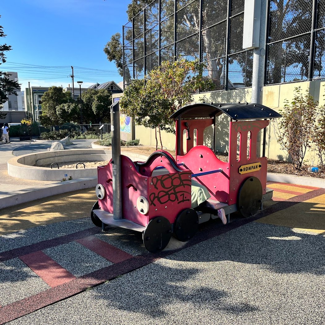 Franklin Playground 2