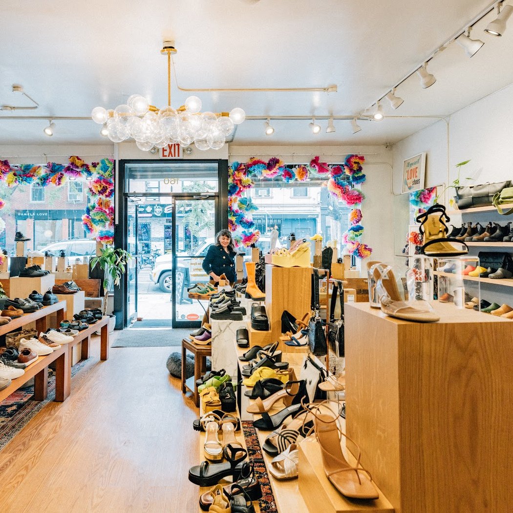 Shoe Market 3