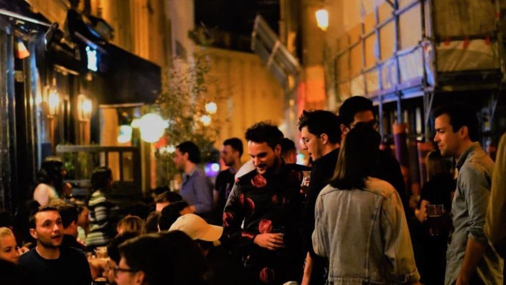 Riviera Bar Crawl Tours Paris 2
