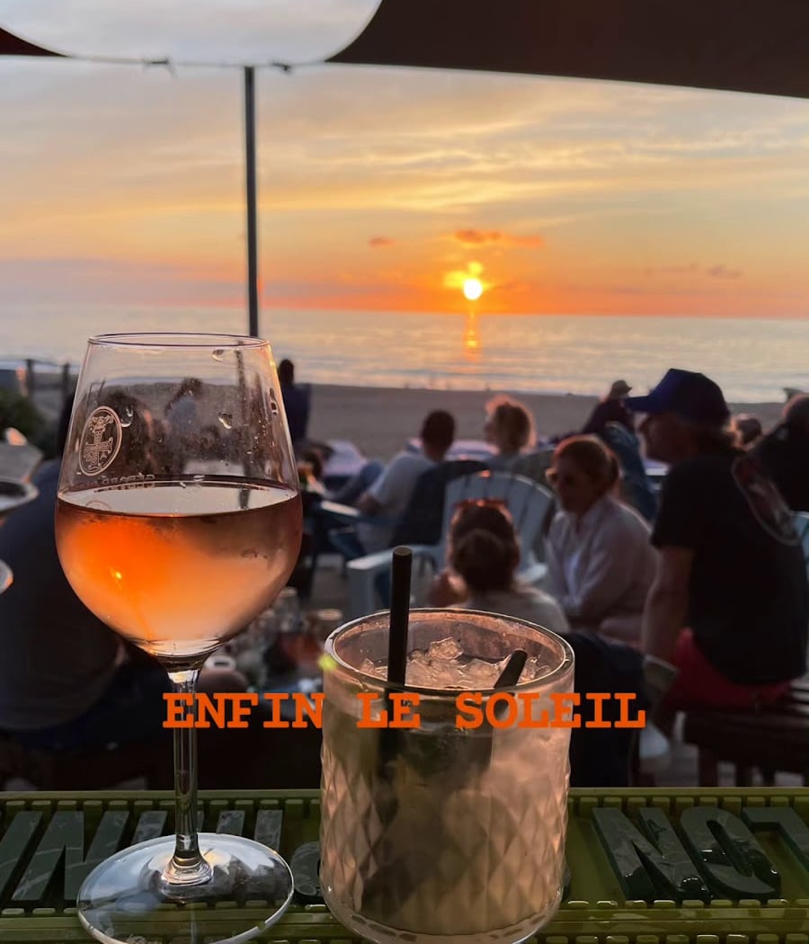 Bela gorri /La Voile rouge 5