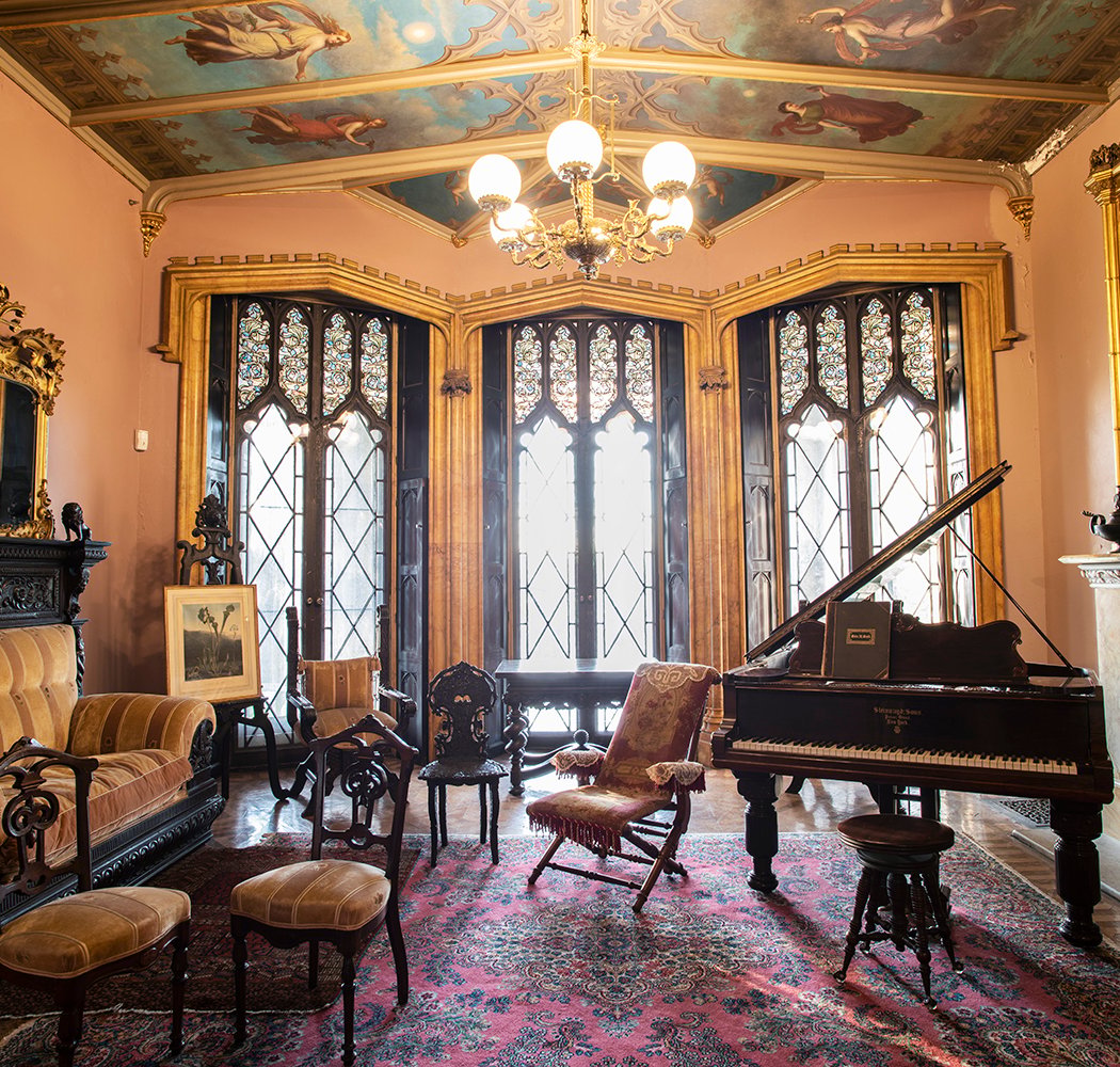 Victorian Holiday Tea & Tour ’25 1