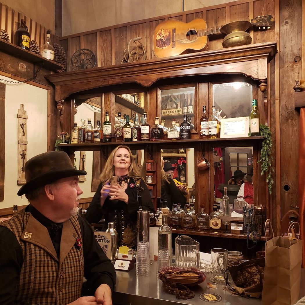 Cullen's Tannery Pub & Saloon 3