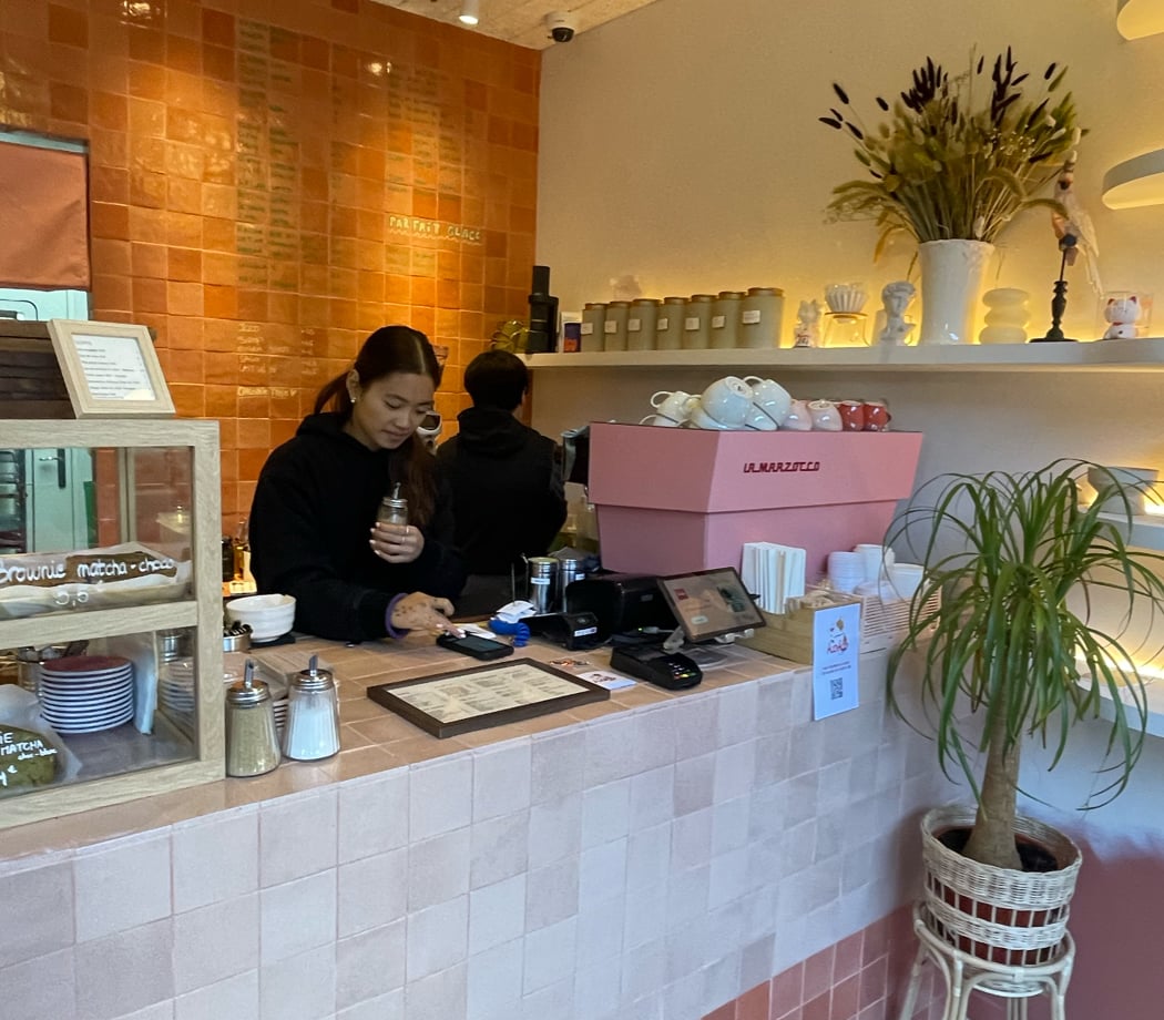 KOKO Coffee Shop - Canal 2