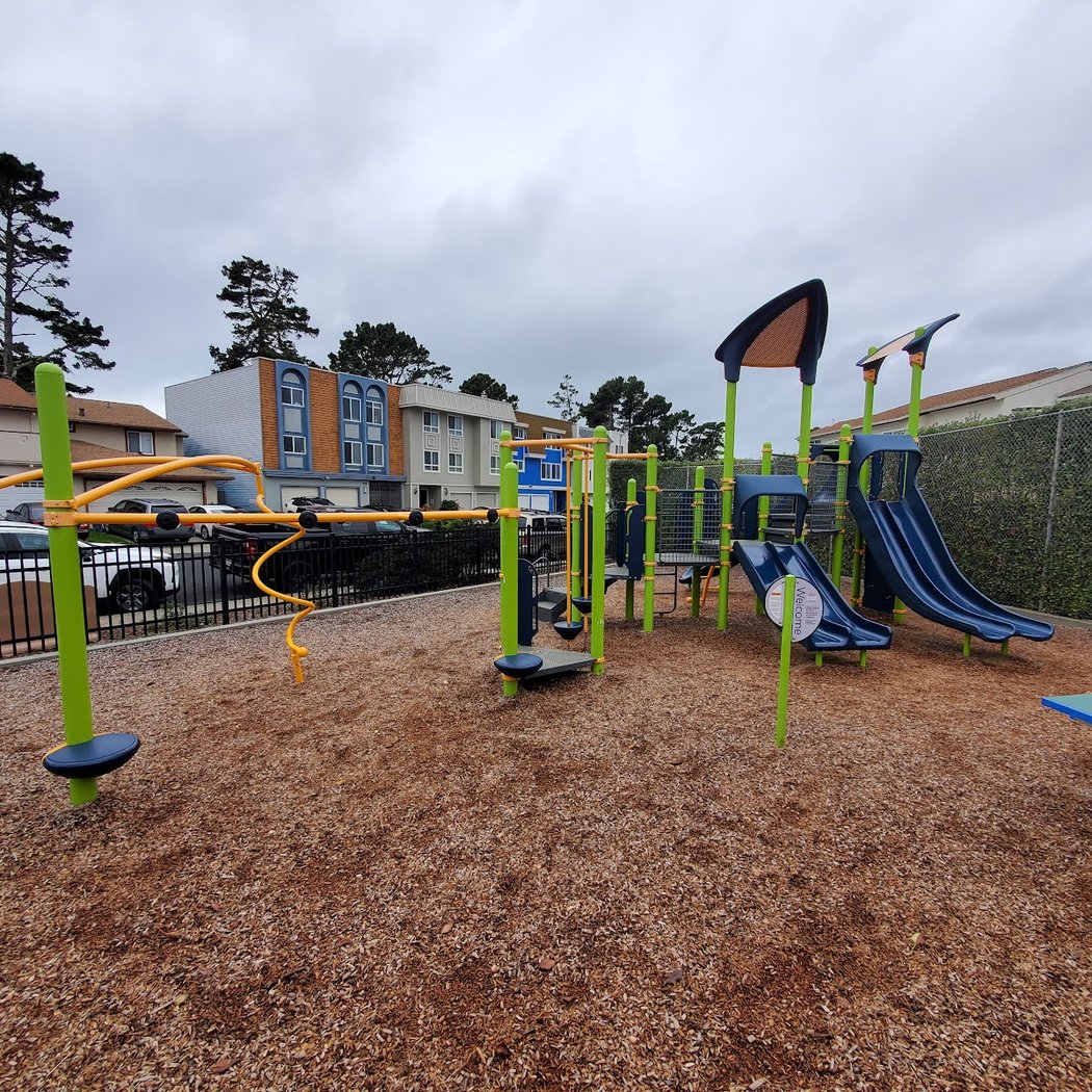 Alta Loma Tot Lot 1