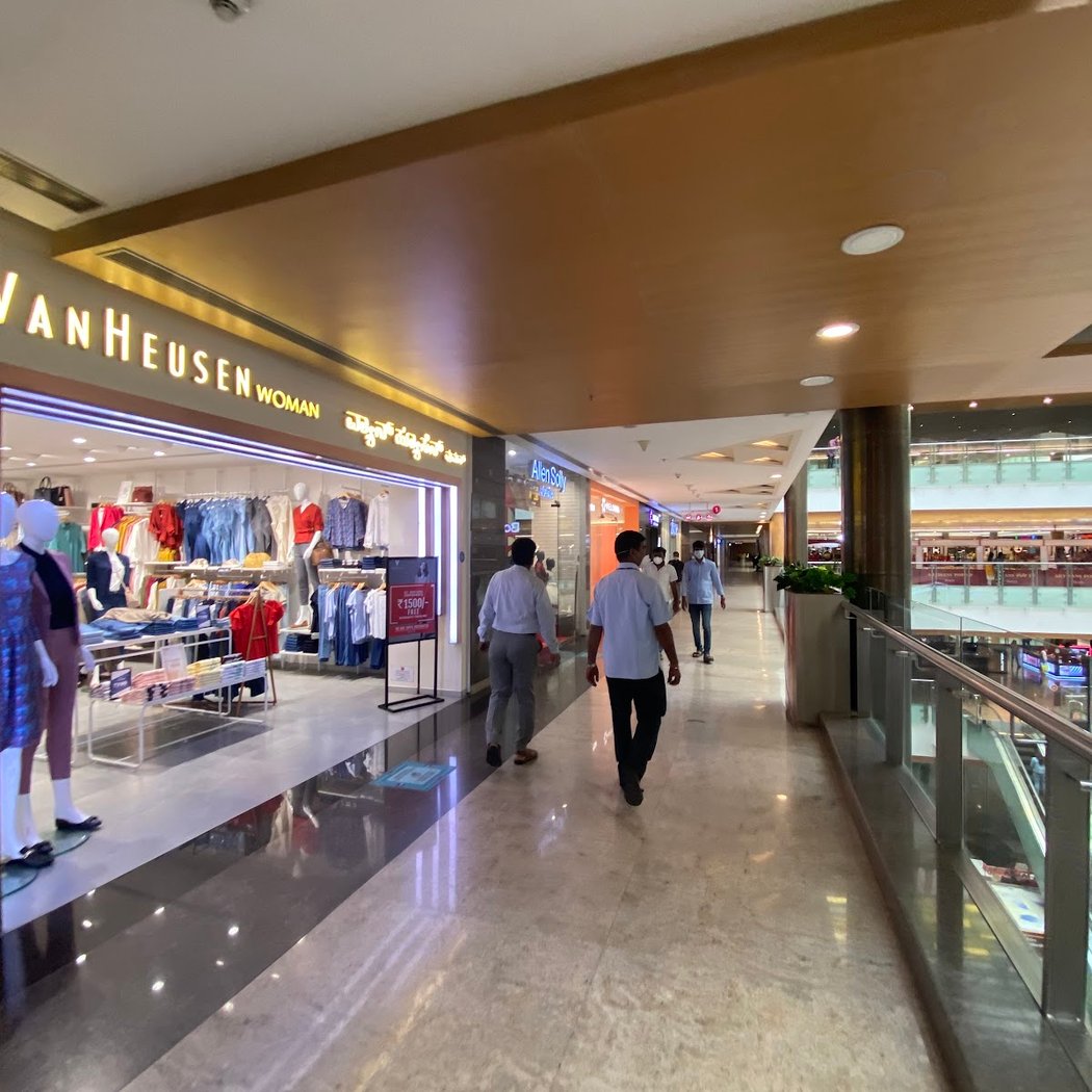 Orion Mall 4