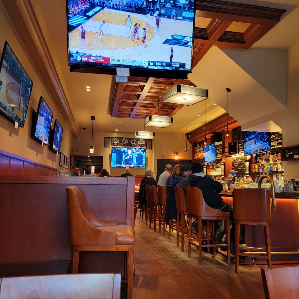 Sam's Tavern 4