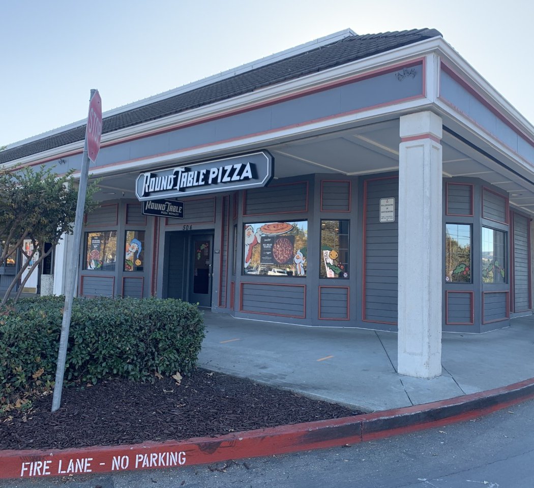 Round Table Pizza 2