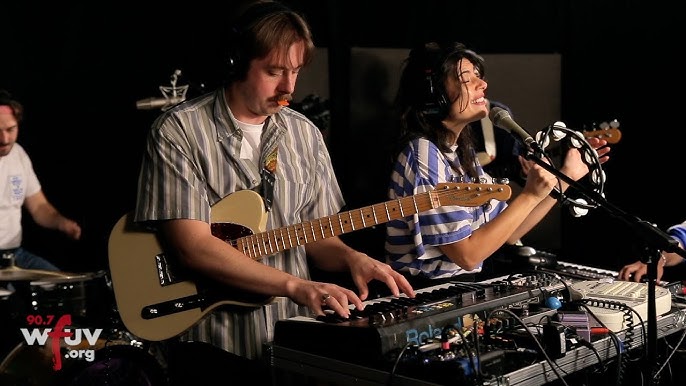 Pearl & The Oysters with Nelson Devereaux 2