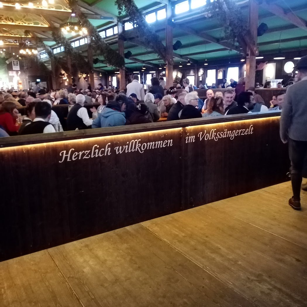 Volkssängerzelt Schützenlisl 3