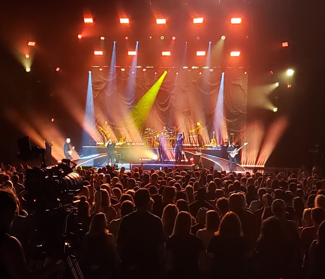 Khalid - It's Always Summer Somewhere Tour 2