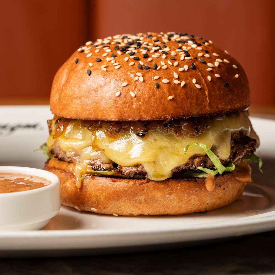 Burger & Lobster Bryant Park 1