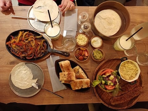 Epi Restaurant 3