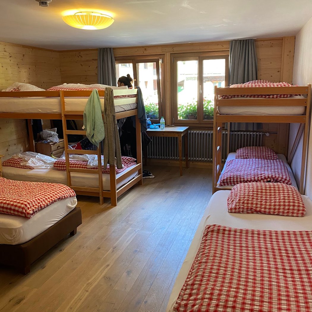 Hotel Edelweiss La Fouly 3