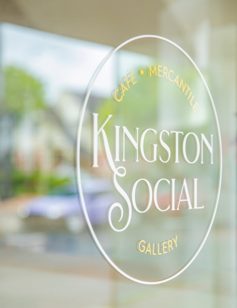 Kingston Social 3