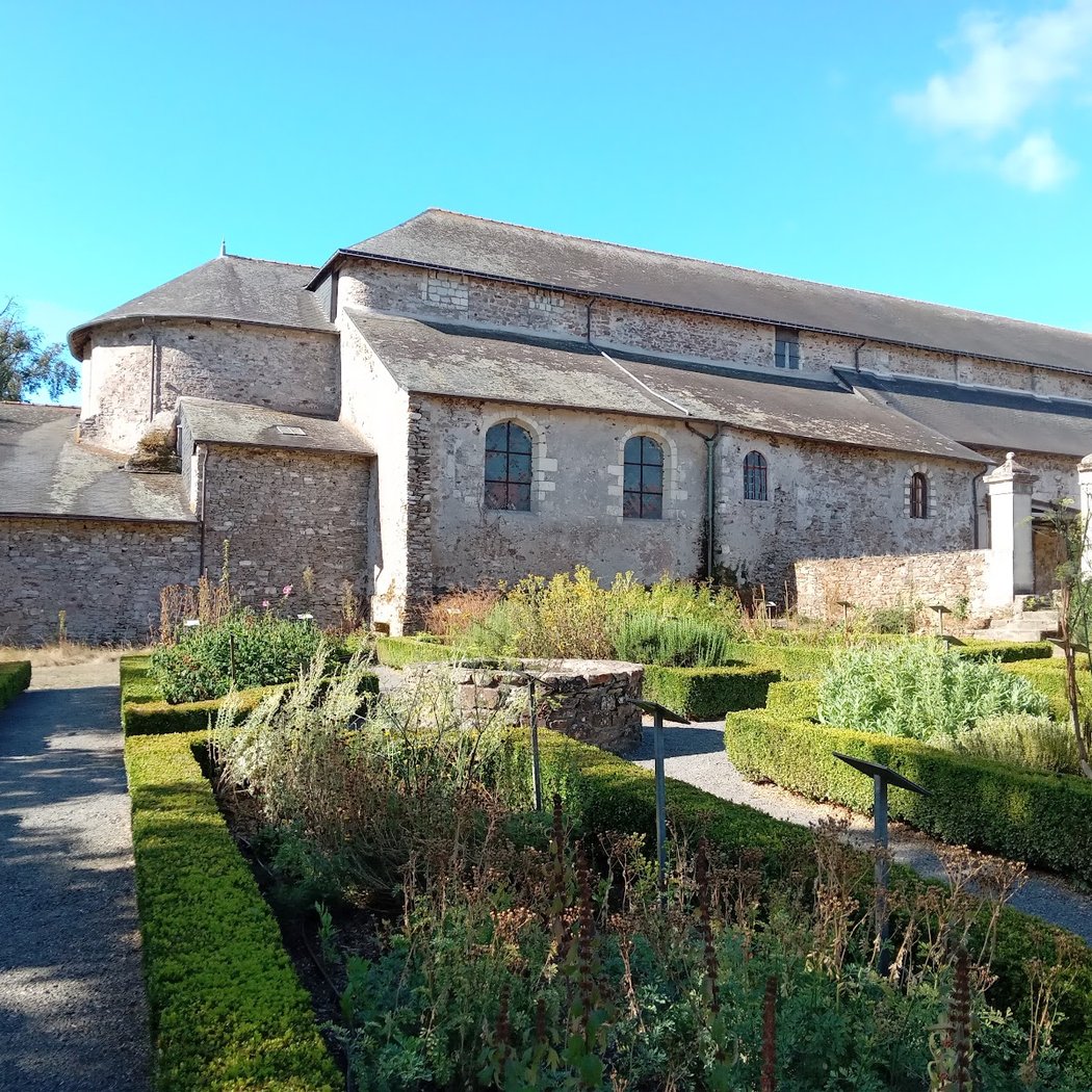 Site of the abbey - Deas 3