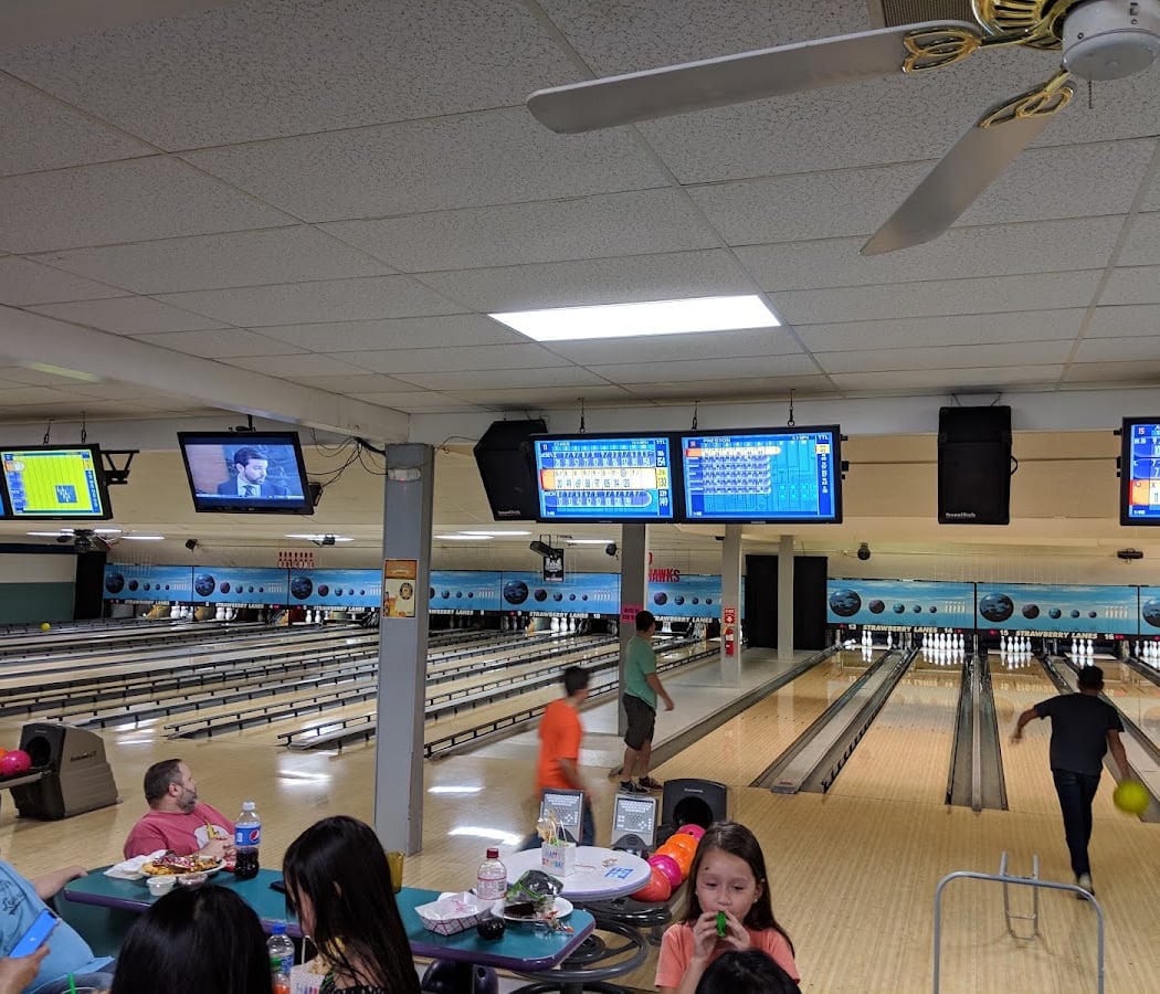 Strawberry Lanes 1