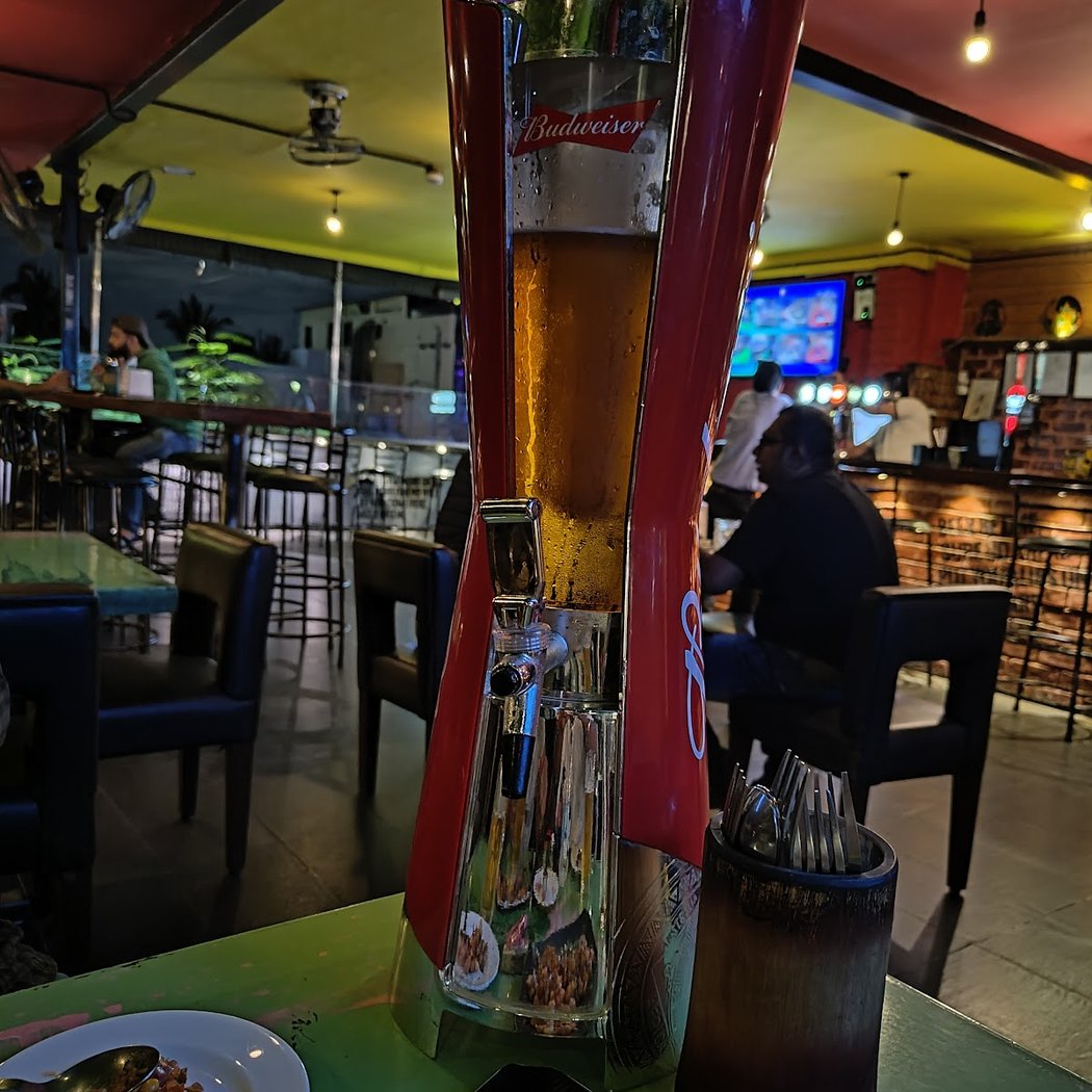 Regulars Pub & Grub 3