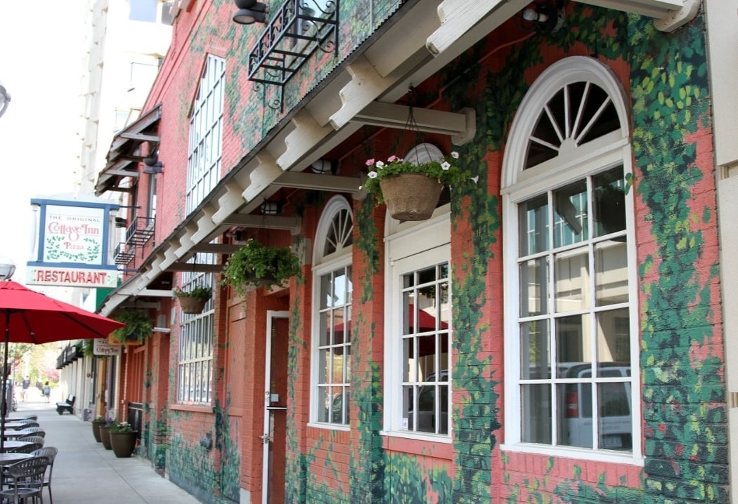 The Original Cottage Inn Pizza 2