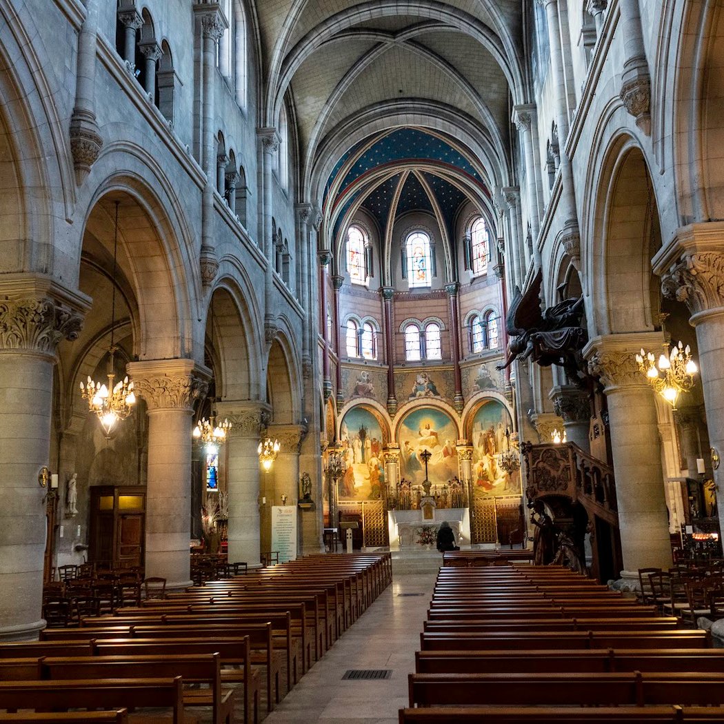 Église catholique Saint-Clodoald à Saint-Cloud 3